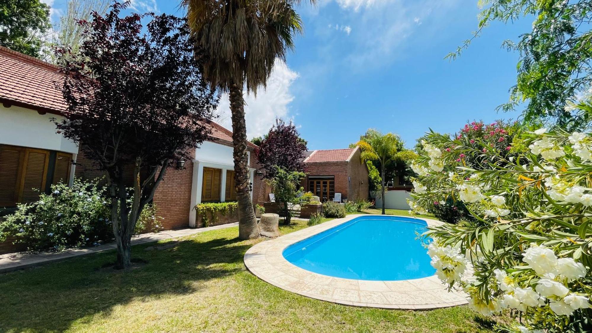 Bed and Breakfast Blue Sky Mendoza Esterno foto